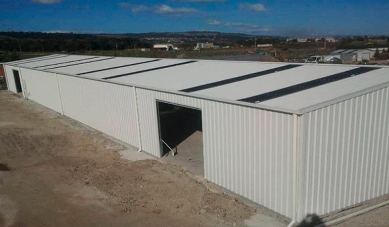 Telha Trapézio 100 para cobertura industrial